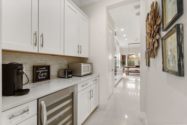 9422 BORDET COURT, Orlando, FL 32827