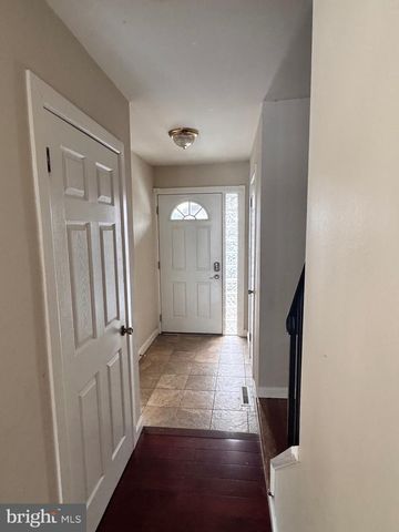 489 MADISON DR, Hightstown, NJ 08520