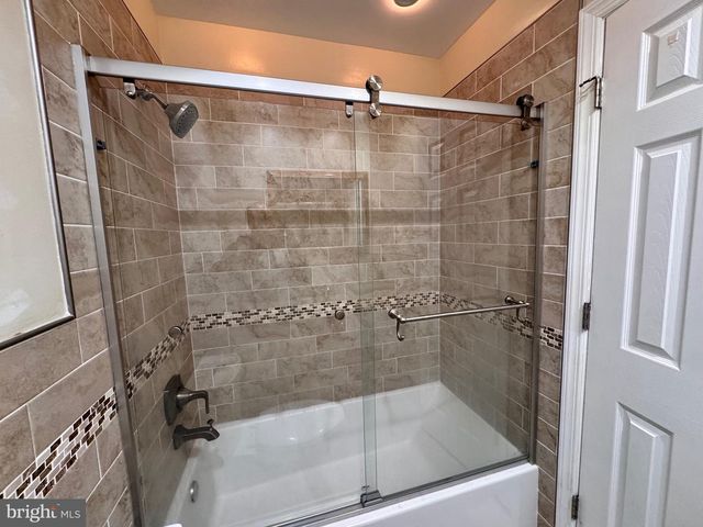 489 MADISON DR, Hightstown, NJ 08520