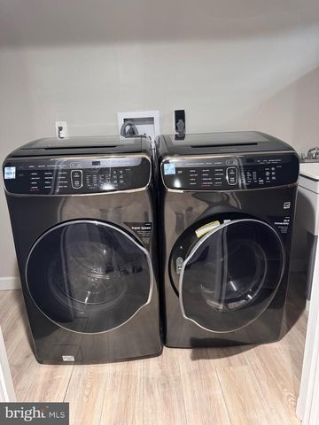 489 MADISON DR, Hightstown, NJ 08520