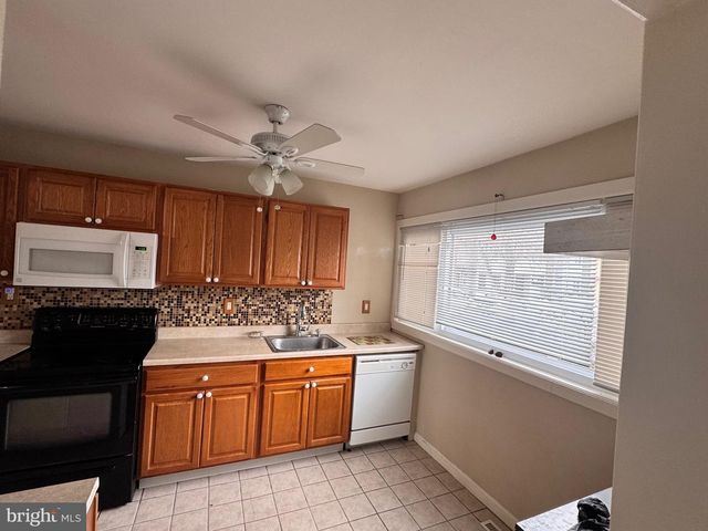 489 MADISON DR, Hightstown, NJ 08520