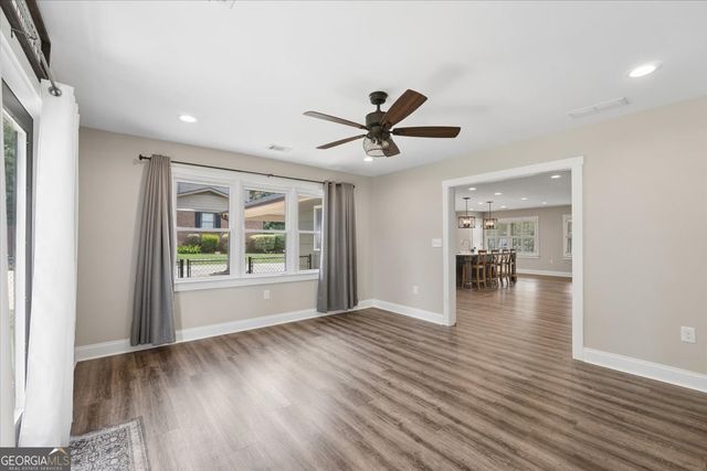6127 Forest Drive SE, Covington, GA 30014