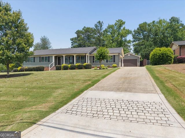 6127 Forest Drive SE, Covington, GA 30014