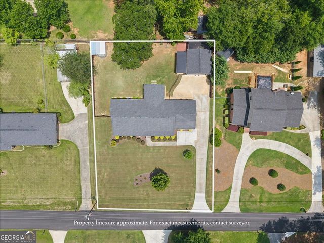 6127 Forest Drive SE, Covington, GA 30014