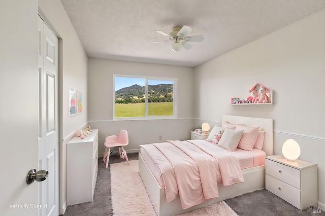 1508 Gladstone Way, Rohnert Park, CA 94928