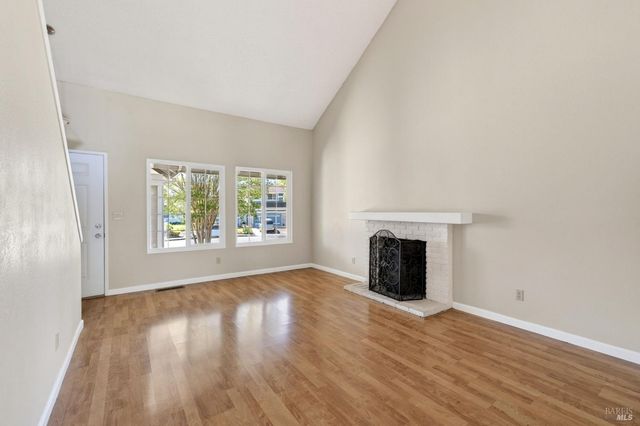 1508 Gladstone Way, Rohnert Park, CA 94928