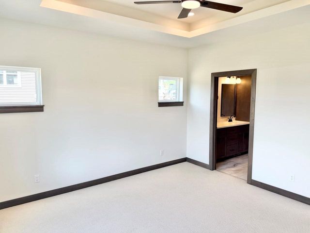 477 Foxfield Court, Oregon, WI 53575