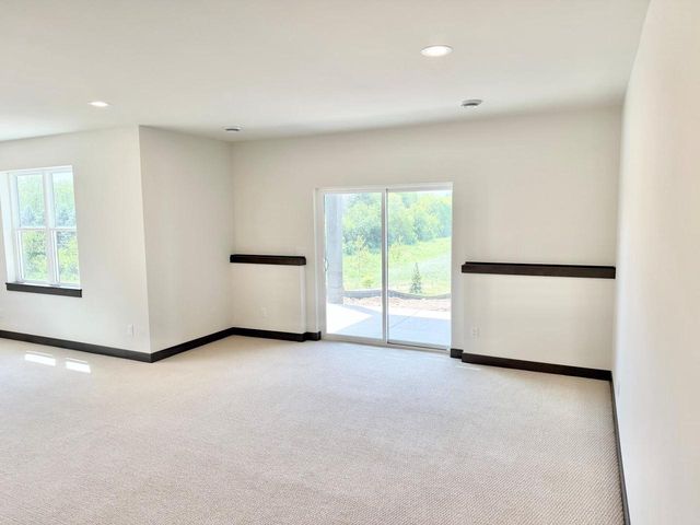 477 Foxfield Court, Oregon, WI 53575