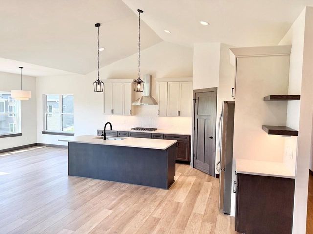477 Foxfield Court, Oregon, WI 53575