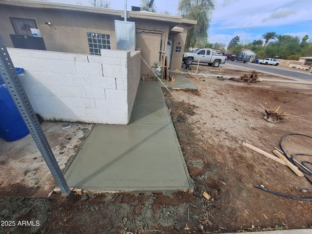 757 E 2ND Street, Mesa, AZ 85203