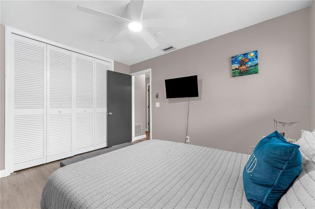 1467 CAMBRIDGE DRIVE, Clearwater, FL 33756