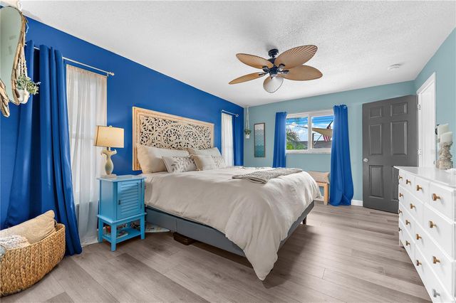 1467 CAMBRIDGE DRIVE, Clearwater, FL 33756