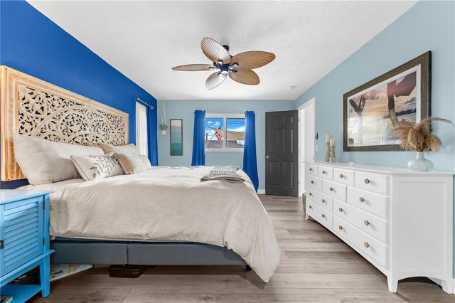 1467 CAMBRIDGE DRIVE, Clearwater, FL 33756