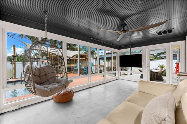 1467 CAMBRIDGE DRIVE, Clearwater, FL 33756