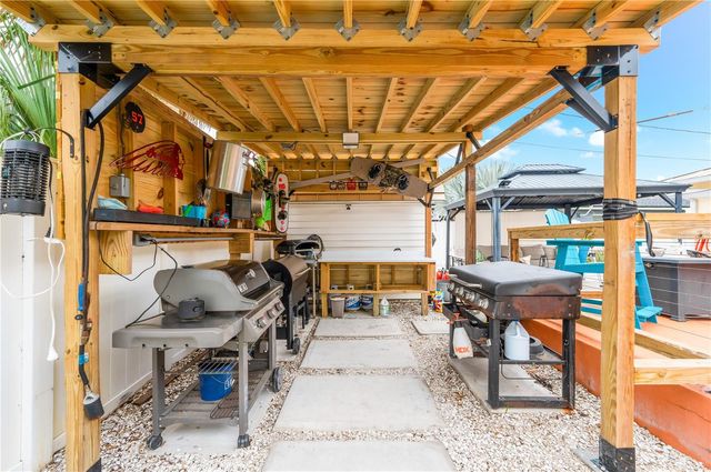 1467 CAMBRIDGE DRIVE, Clearwater, FL 33756