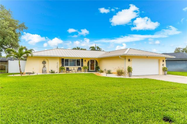 1467 CAMBRIDGE DRIVE, Clearwater, FL 33756