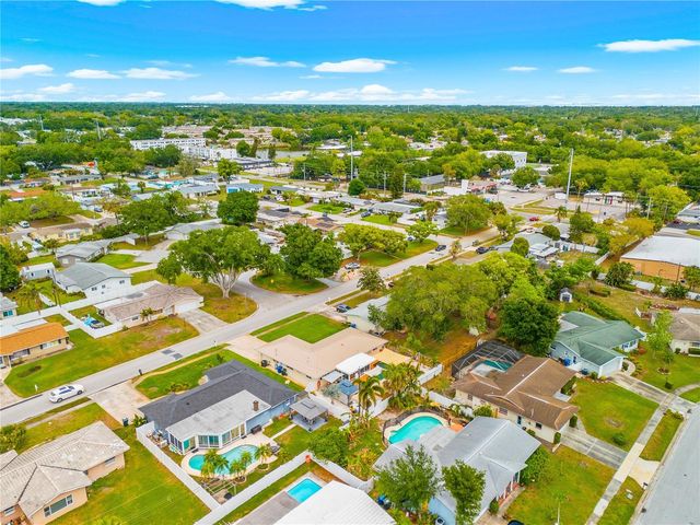 1467 CAMBRIDGE DRIVE, Clearwater, FL 33756