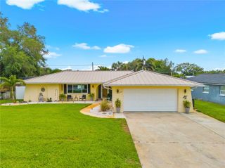 1467 CAMBRIDGE DRIVE, Clearwater, FL 33756