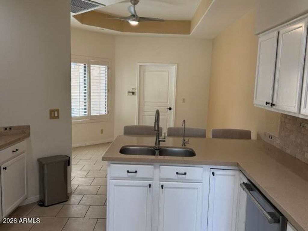 7955 E CHAPARRAL Road 120, Scottsdale, AZ 85250 — photo 5