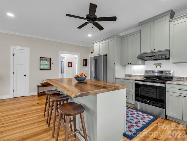 2255 Lake Adger Road, Mill Spring, NC 28756