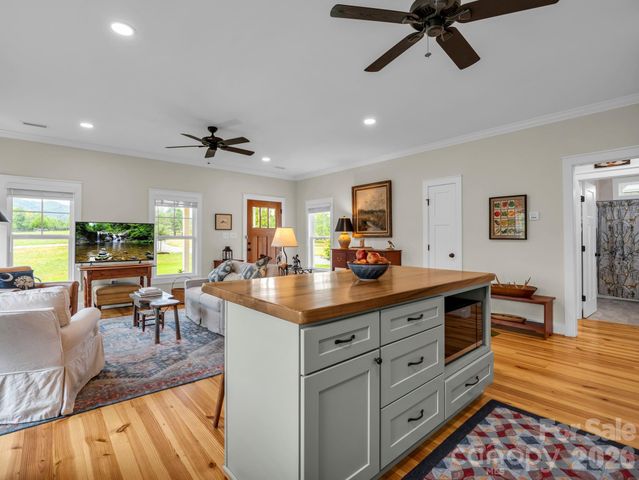 2255 Lake Adger Road, Mill Spring, NC 28756