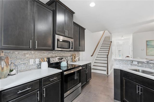 2715 Avanti Way, Decatur, GA 30035