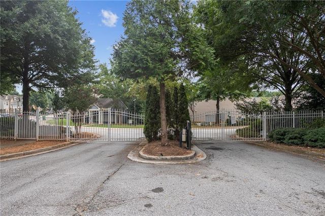 2715 Avanti Way, Decatur, GA 30035