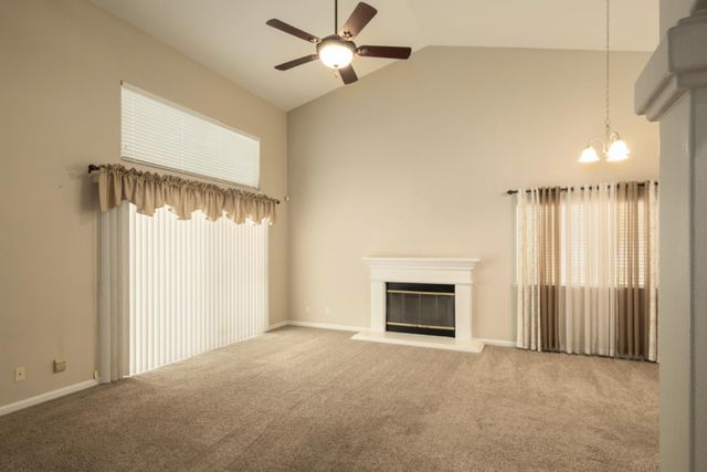 793 Applegate Avenue, Clovis, CA 93611