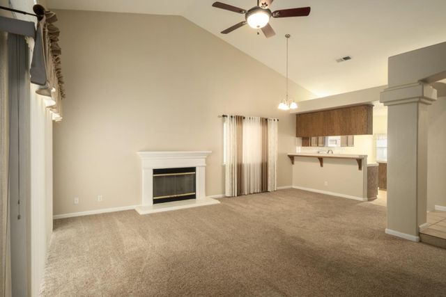 793 Applegate Avenue, Clovis, CA 93611