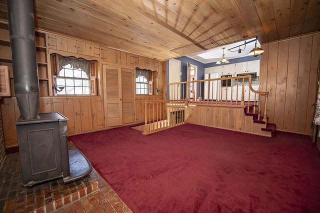 1100 E University Street, Springfield, MO 65807