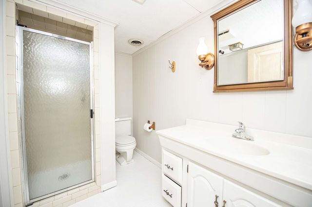 1100 E University Street, Springfield, MO 65807