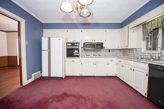 1100 E University Street, Springfield, MO 65807