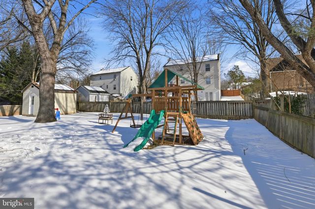 13709 PALM RD, Woodbridge, VA 22193