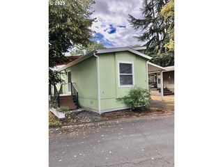 1475 Green Acres Rd 76, Eugene, OR 97408