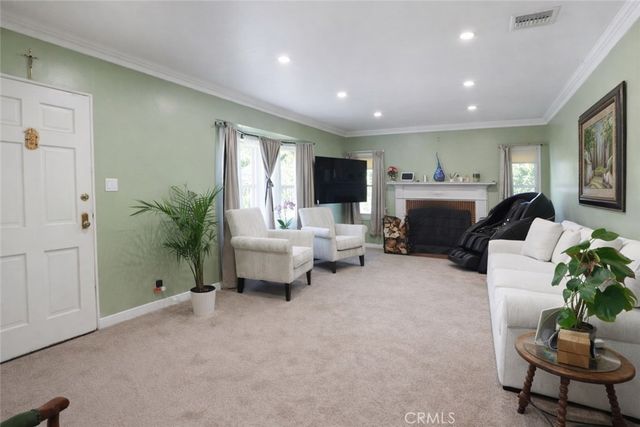 1660 Wagner St, Pasadena, CA 91106