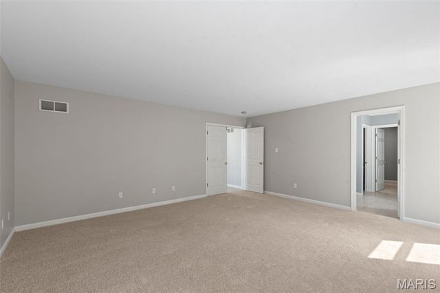 1514 Laurel Bluffs, Hazelwood, MO 63042