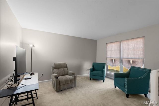 1514 Laurel Bluffs, Hazelwood, MO 63042