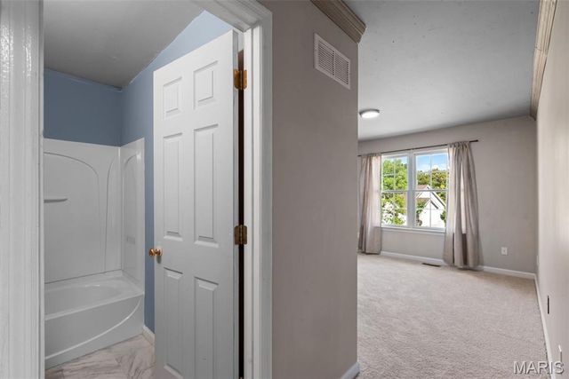 1514 Laurel Bluffs, Hazelwood, MO 63042