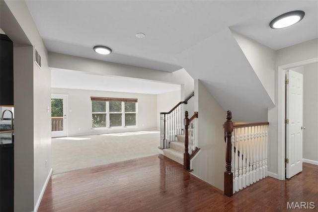 1514 Laurel Bluffs, Hazelwood, MO 63042