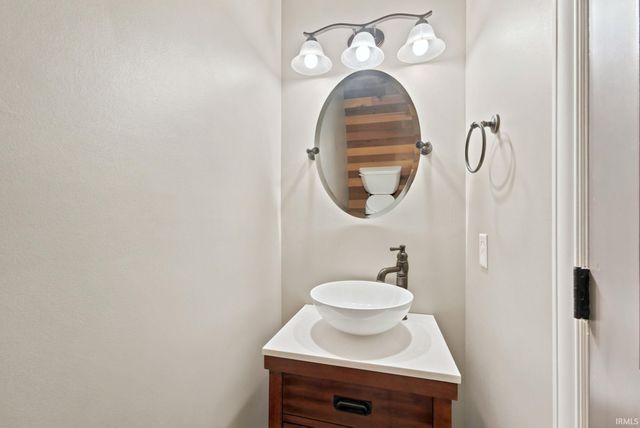 5305 Myanna Lane, Fort Wayne, IN 46835