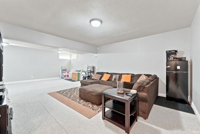 5305 Myanna Lane, Fort Wayne, IN 46835