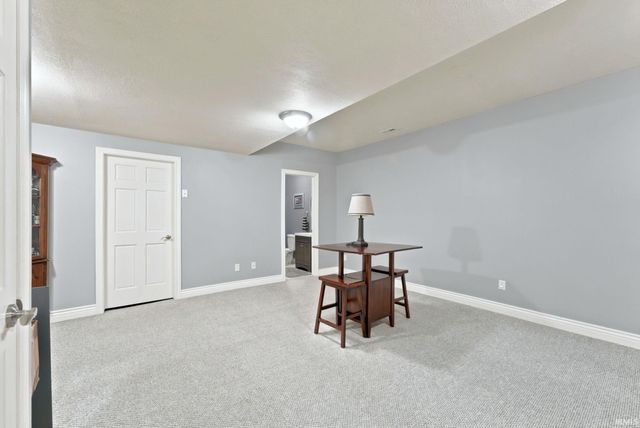 5305 Myanna Lane, Fort Wayne, IN 46835