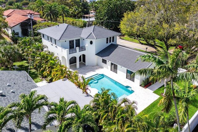 2050 Isabel Oeste Road, Boca Raton, FL 33486