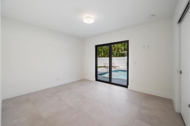 2050 Isabel Oeste Road, Boca Raton, FL 33486