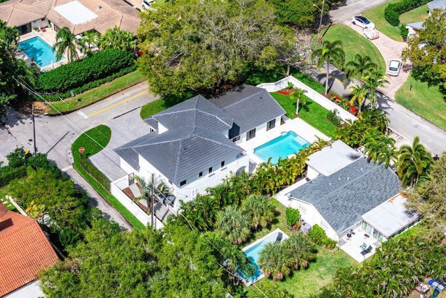2050 Isabel Oeste Road, Boca Raton, FL 33486