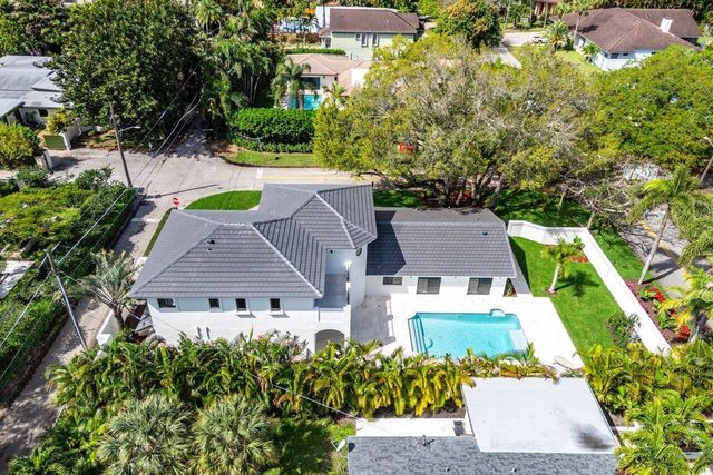 2050 Isabel Oeste Road, Boca Raton, FL 33486