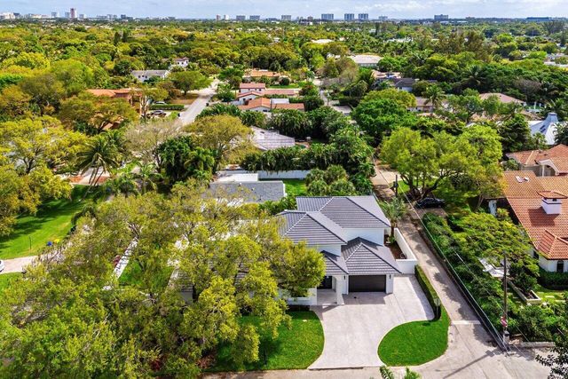 2050 Isabel Oeste Road, Boca Raton, FL 33486