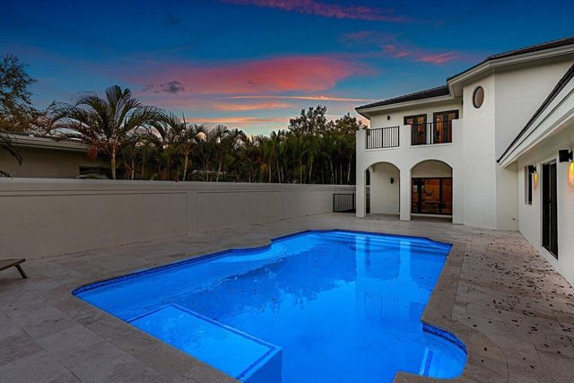 2050 Isabel Oeste Road, Boca Raton, FL 33486