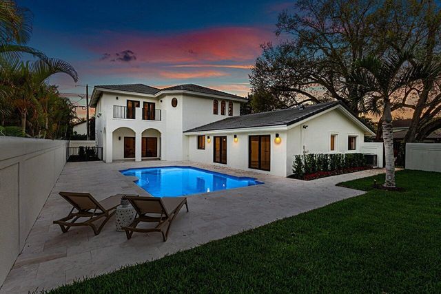 2050 Isabel Oeste Road, Boca Raton, FL 33486