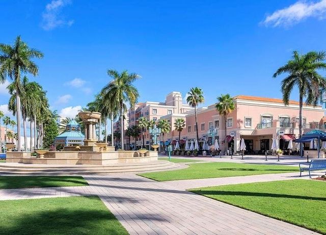 2050 Isabel Oeste Road, Boca Raton, FL 33486